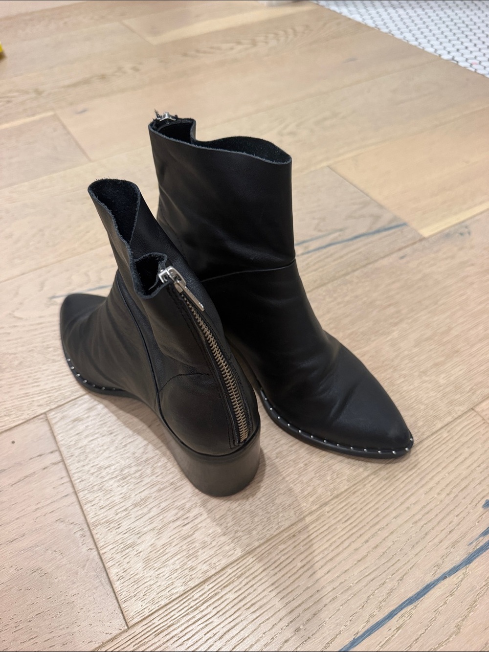 Treasure & Bond Black Pointed Toe Leather Ankle Boots with Back Zip